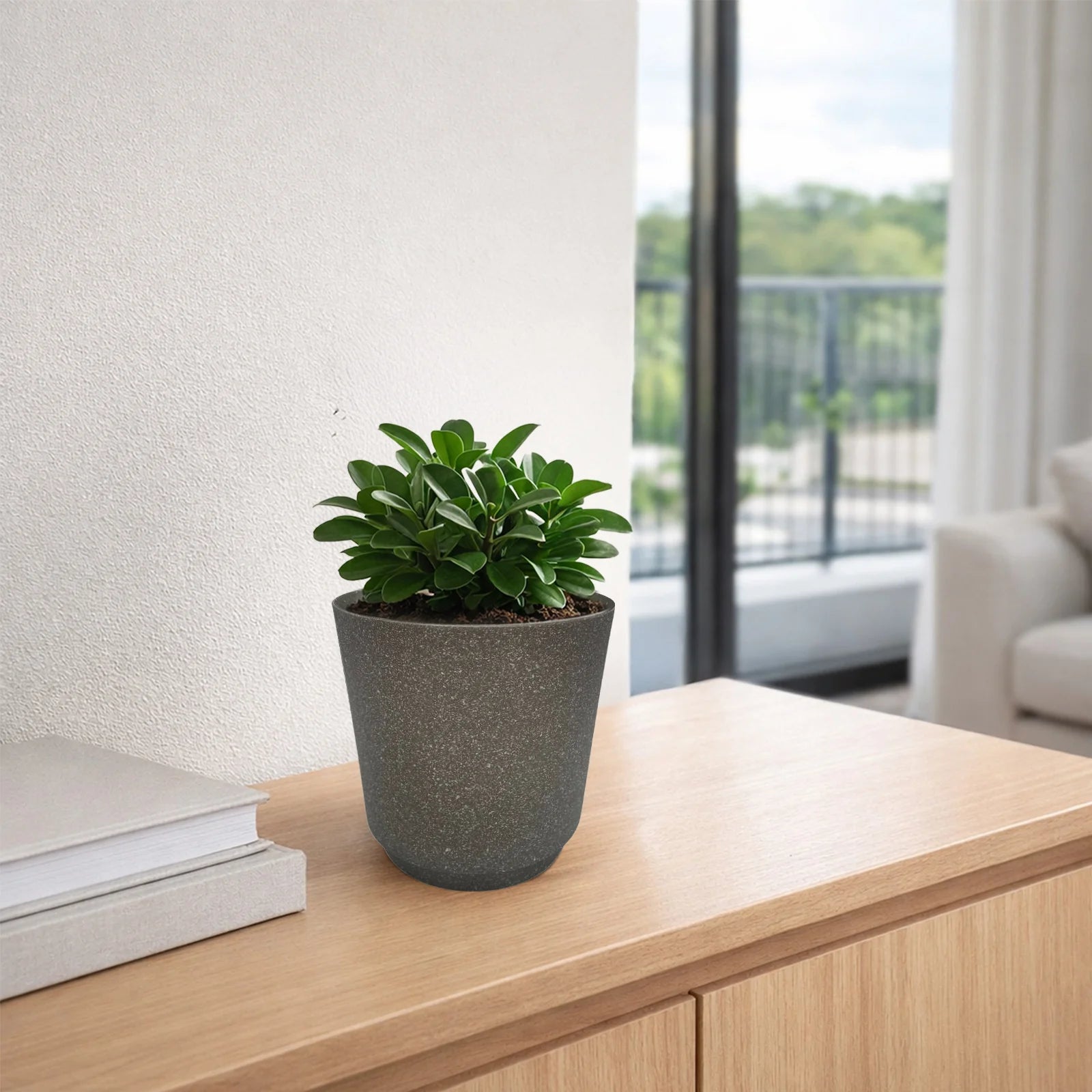 Moda 18cm Brown Round Stonelite Self-Watering Plastic Pot, small brown stone-look pot with self-watering reservoir